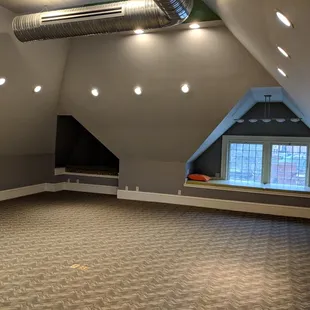 Attic/Loft