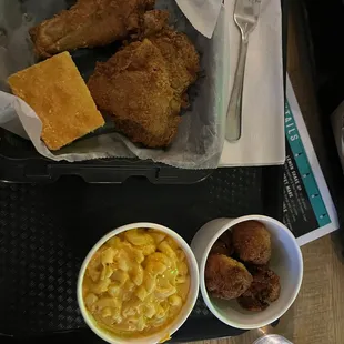 Fried Chicken w/ two sides (mac &amp; cheese and hushpuppies)