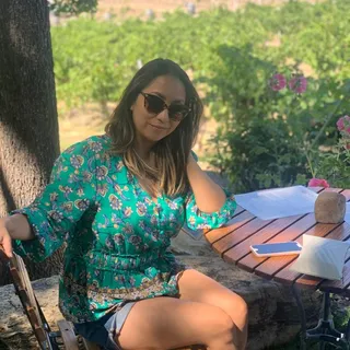 Anayeli C.