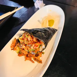 Spicy Salmon Hand Roll
