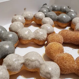 Black sesame,  cookies and cream, and churro