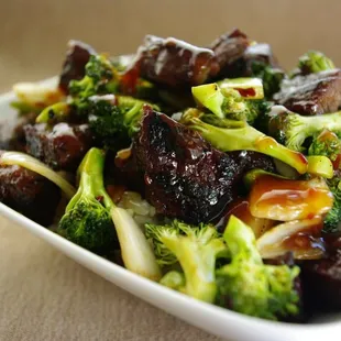 Beef Broccoli - Signature Plate