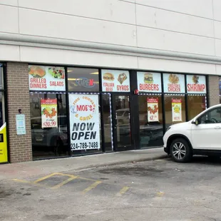 the outside of the restaurant