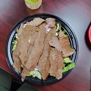 Gyro salad  fresh veggies (no iceberg yea) very good