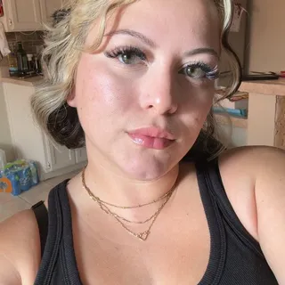 Angel G.