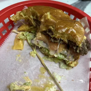 CHEESE BURGER