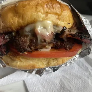 Anyhoo Nyc Pastrami Burger