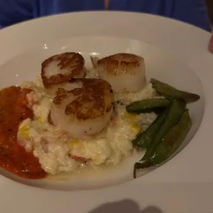 Scallops..exceptional.