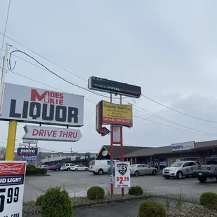 the outside of a motel