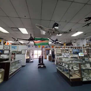 Museum exhibits/displays