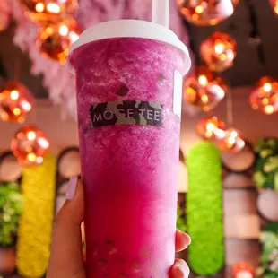 Red Dragon Fruit Tea @tiffhuangry