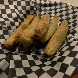 Fried pickles