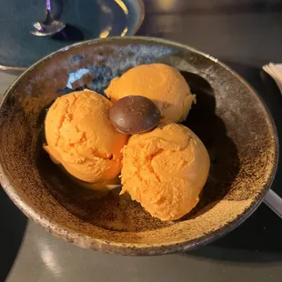 Lucuma