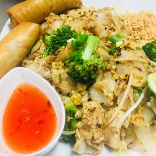 Pad see what lunch special