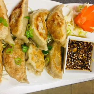 fried chicken, fried chicken wings, chicken wings and fried chicken, food, chicken, bbq chicken, chicken wings, bbq wings, poultry