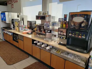 Wonder Acres Market-Shell