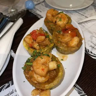 Tostones Rellenos De Camaron, Picadillo o Ropa Vieja