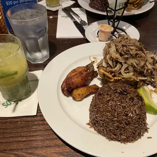 Vaca Frita (sin la cesta de plantano) con Fufu