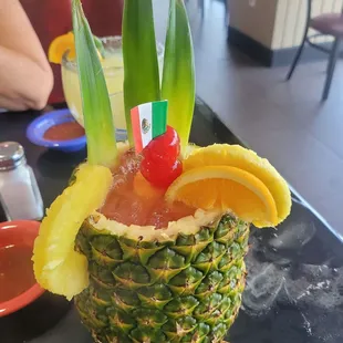 Knockout pineapple