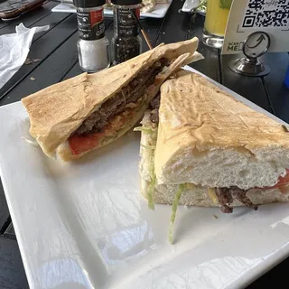 Steak Sandwich (Pan con Bistec)
