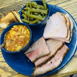 Brisket and turkey combo with Brunswick stew and green beans