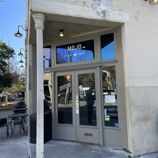 the entrance to the restaurant
