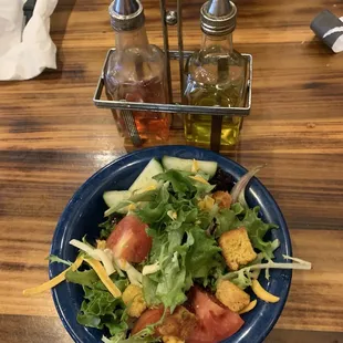 Side salad... the croutons were made of corn bread..a great surprise.