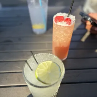 Margarita &amp; lawn chair lemonade