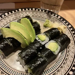 Salmon Avocado Maki