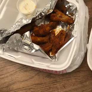 Naked wings.. Best in town!