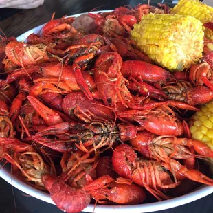 Crawfish on the patio, baby!!