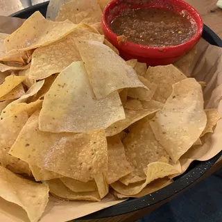 Classic Chips & Salsa
