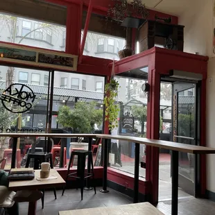 a view of the outside of a coffee shop