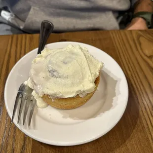 Cinnamon roll