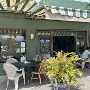 Restaurant front