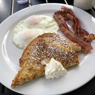 Pancake 2 Egg Combo