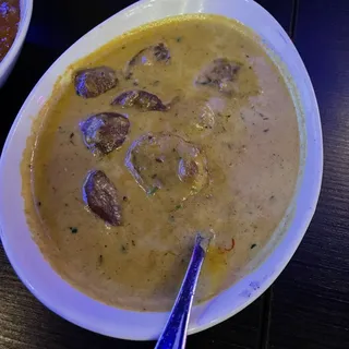 Nargisi Aloo