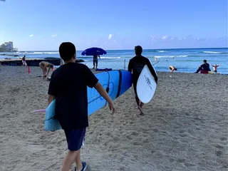Moniz Family Surf