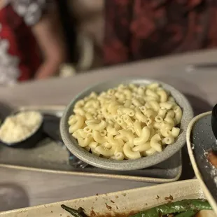 Mac n cheese (for my picky eater)