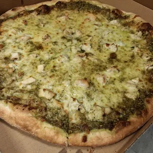 Chicken pesto puzza