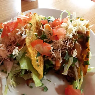 Two hard shell tacos #bommmb shredded beef &amp; carnitas {I asked for a crunchy shell}