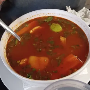 Caldo de camarones y pescado (shrimp and fish)