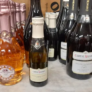 《Look At All Of Them Wines》