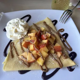 Peach crepe