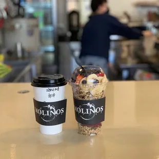 Coffee and açaí bowl to go