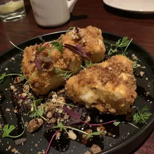 chicken wings and fried chicken, food