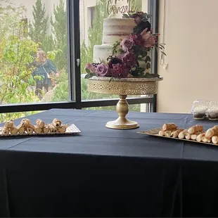 Cannolis