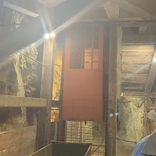 Elevator to the surface