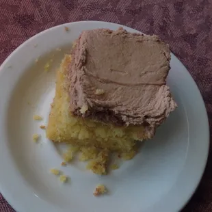 I&apos;m not sure what flavor the icing is supposed to be, it is overwhelming sweet and not distinctive in any flavor
