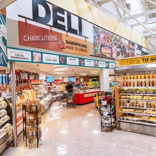 Mollie Stone&apos;s Market Deli in Burlingame